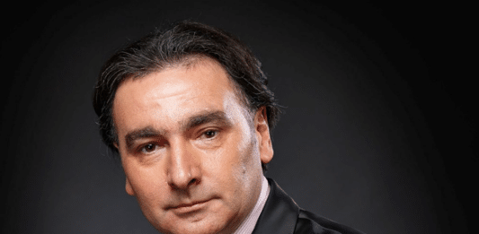 Д-р Мартин Захариев