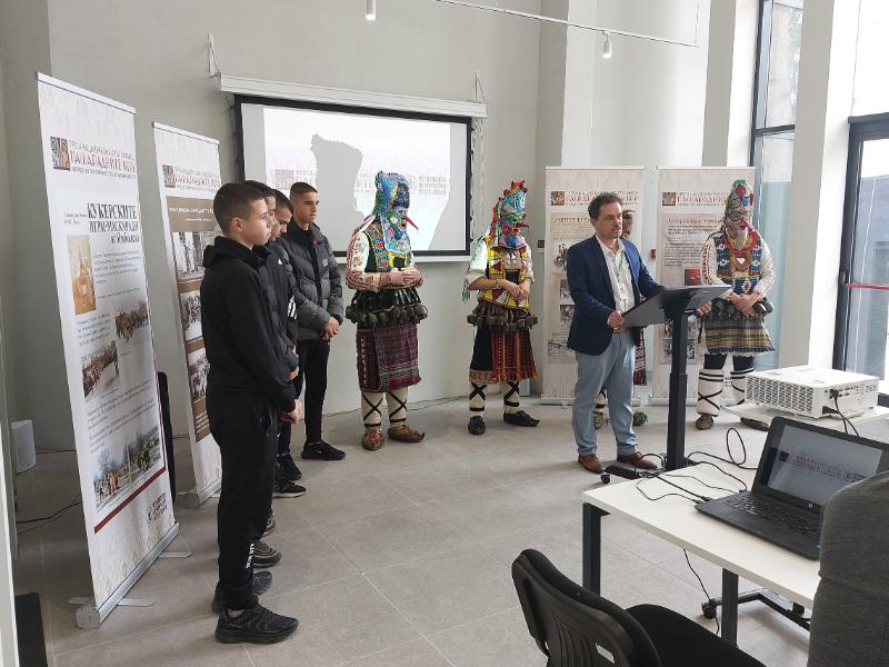 Международният маскараден фестивал Кукерландия в продължение на 25 години запазва