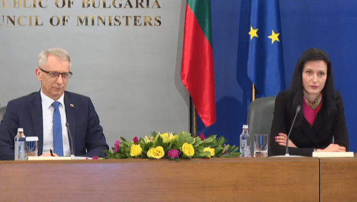 Целта на този отчет е накратко да обобщим основните резултати