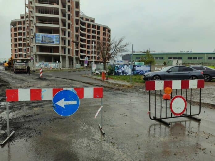 Новата улица