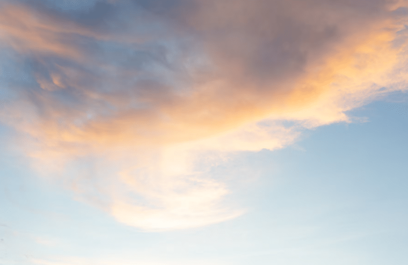 Въздушната маса с високи количества прах от пустинята Сахара се