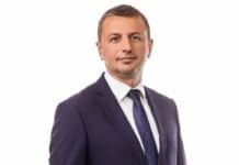 Даниел Петров