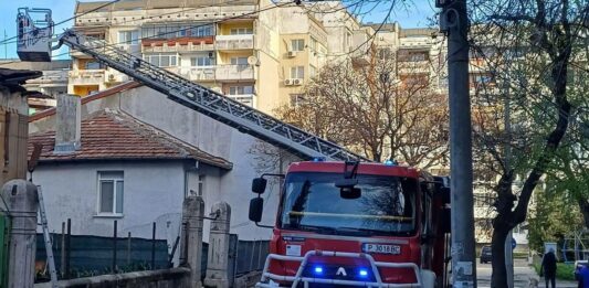 Пожарна кола