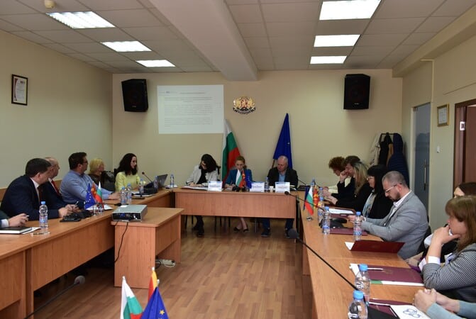 Работна среща