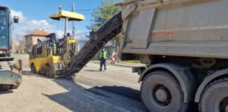 Ремонт на път