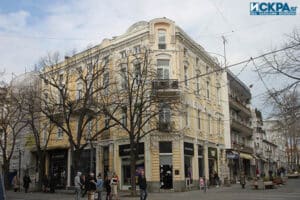 Жилищно-търговска сграда на "Ешек Иван"