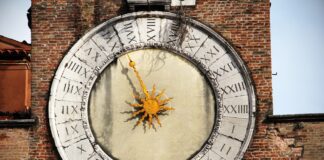 Слънчев часовник