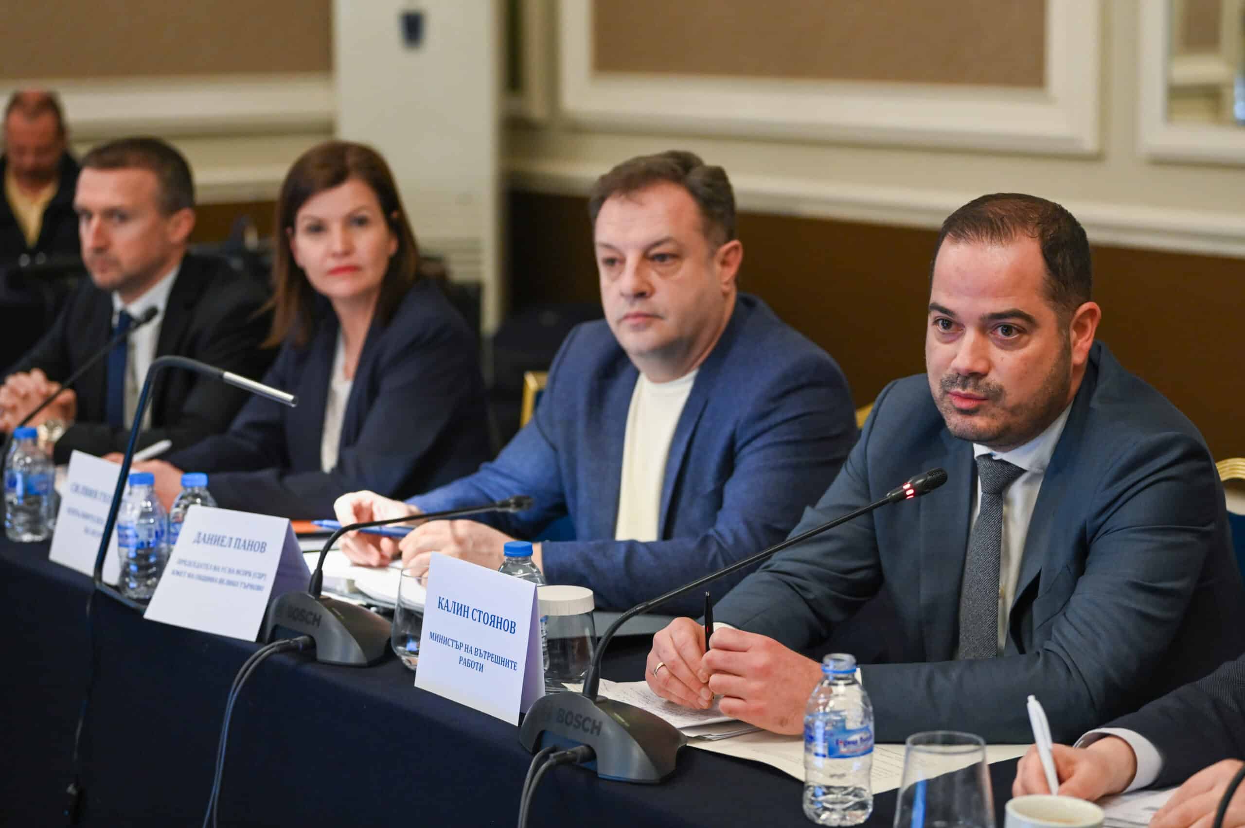 Министърът на вътрешните работи Калин Стоянов участва в заседание на