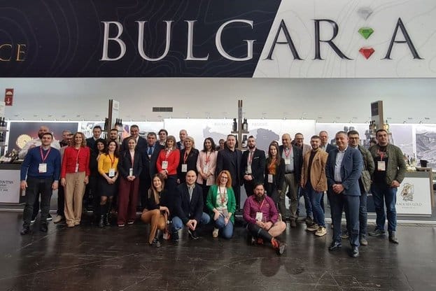 26 български винопроизводители представиха продукцията си на най голямото в света