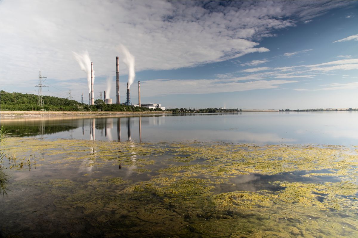 Преминаването на ТЕЦ Бобов дол и ТЕЦ Марица изток 2