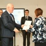 Връчване на договорите