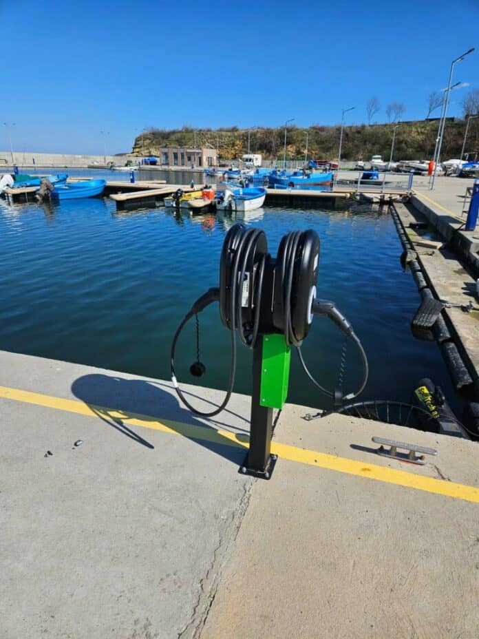 Зарядна станция