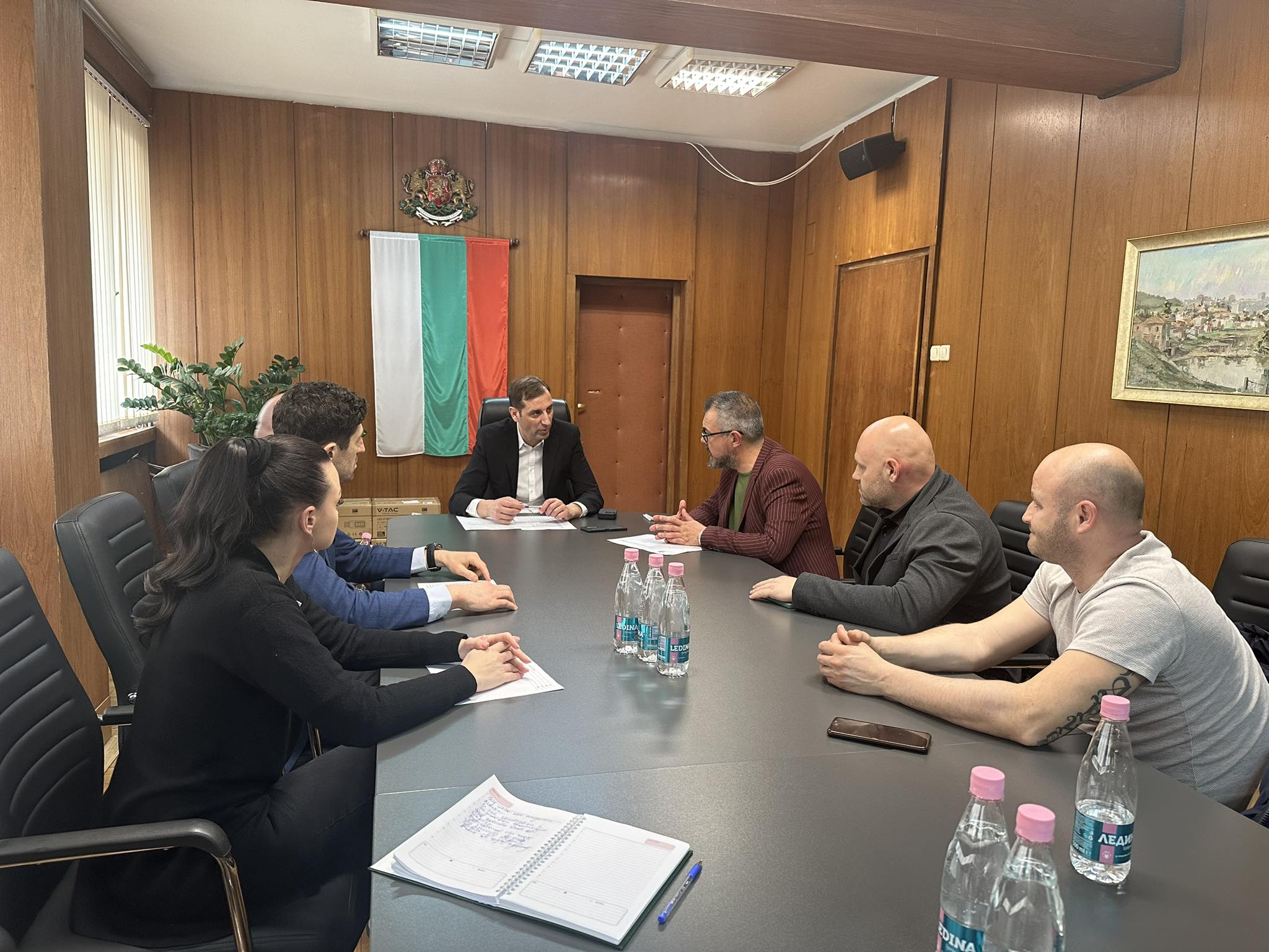 На 23 март от 9 30 часа в тренировъчна база Гнездо