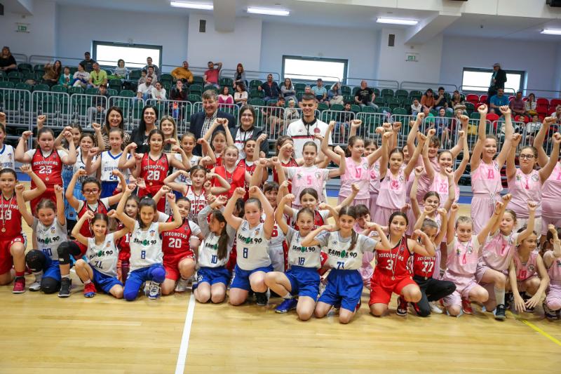 Министърът на младежта и спорта Георги Глушков връчи медалите на