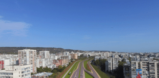 Цар Освободител", кръстовище с бул. "Ян Хунияди"