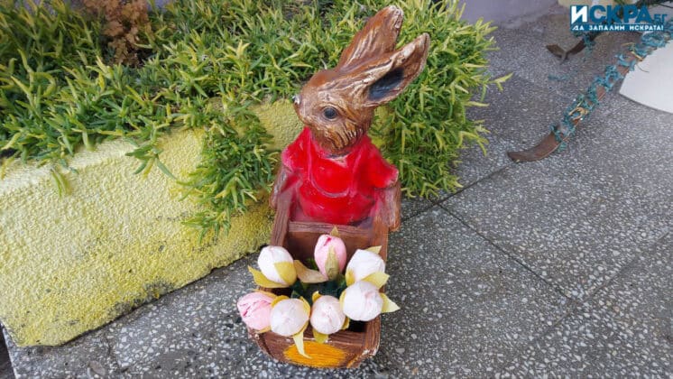 Великденски базар в ДГ „Райна Княгиня“