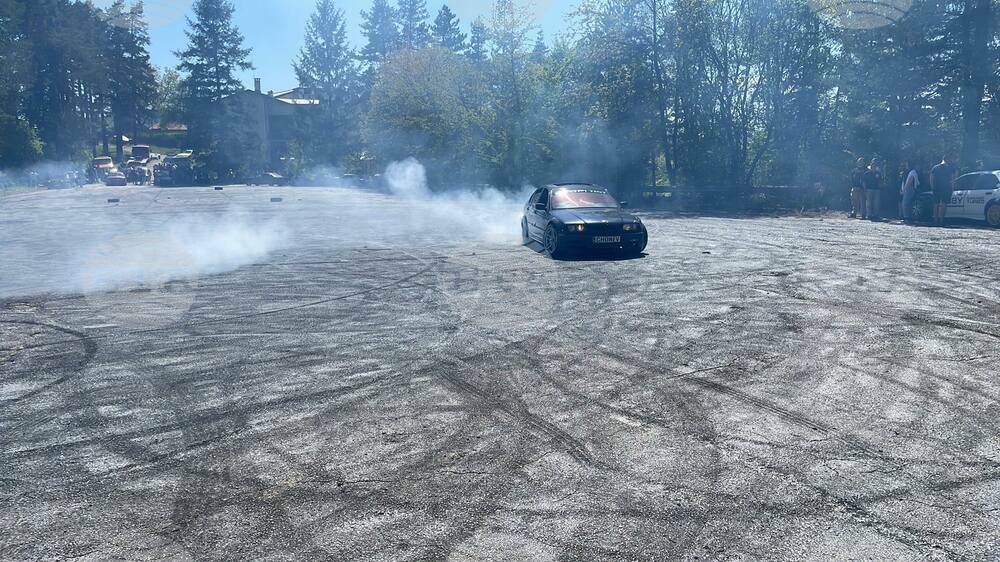 Над 7000 лева бяха събрани за лечението на 22 годишния Георги