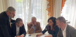 Дискусия за ремонт на пътя