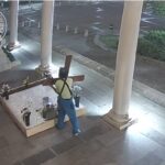 Поругаването на гроба на патриарх Неофит