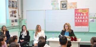 Илияна Йотова