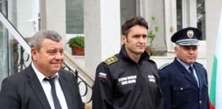 Жельо Вардунски и ст. комисар Емил Павлов