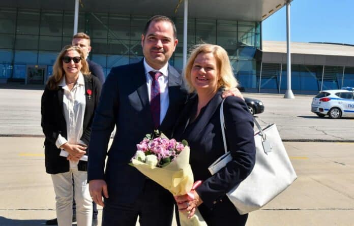 Калин Стоянов и Нанси Фезер