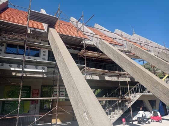 Лифтена станция