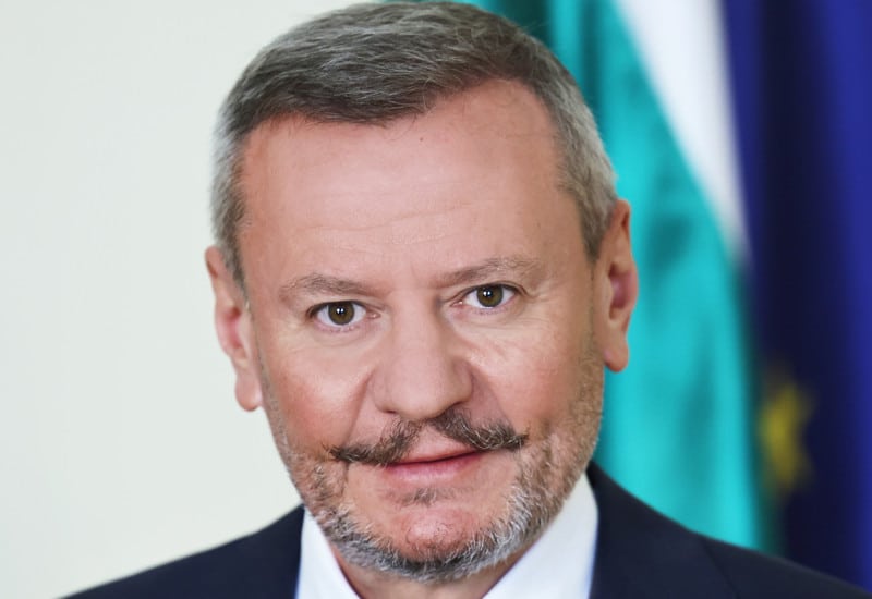 Министър Милошев призовава народните представители да покажат реална грижа за