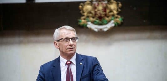 Николай Денков