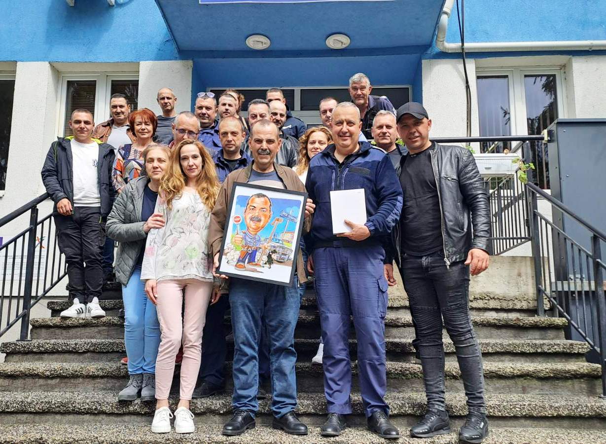 Днес служителите от РУ Пещера изпратиха в заслужена почивка своя дългогодишен