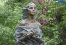 62 години от рождението на Петя Дубарова