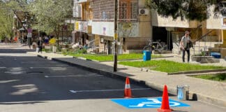 Платено паркиране