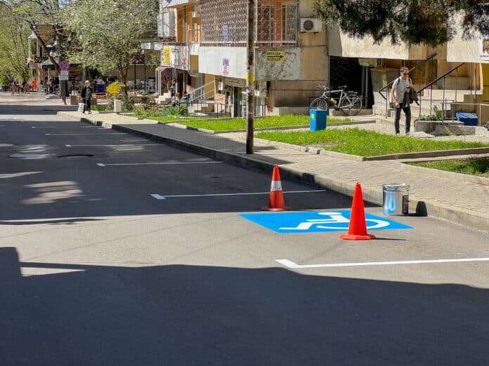 Платено паркиране