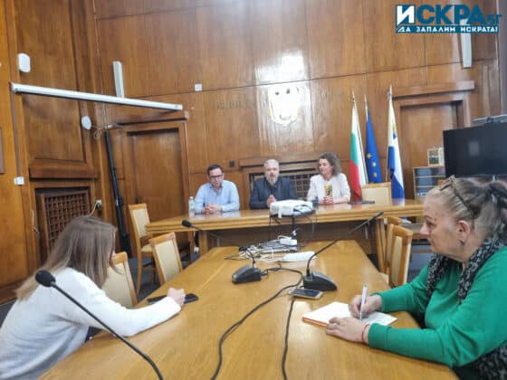 Пресконференция