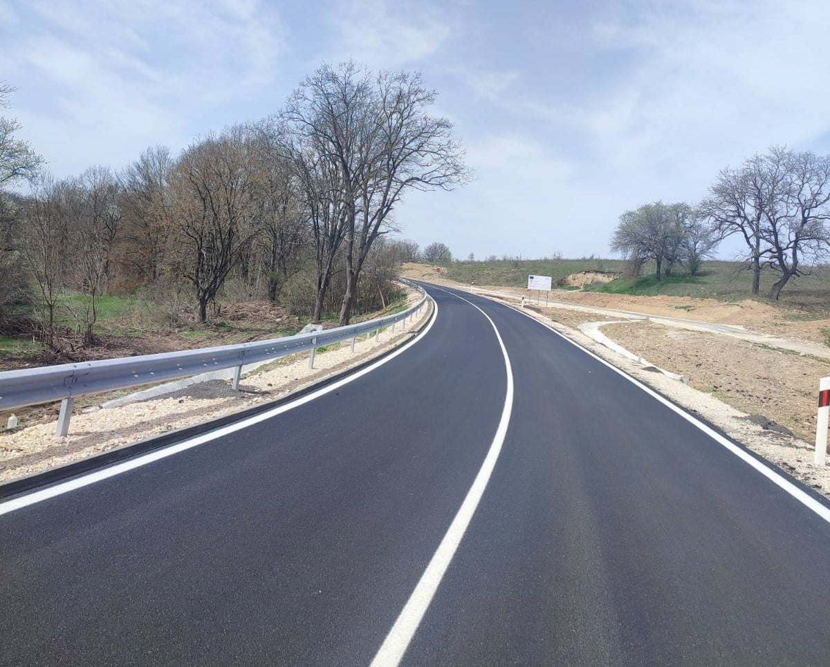 Приключи рехабилитацията на 9 5 км от път III 2077 Каблешково –