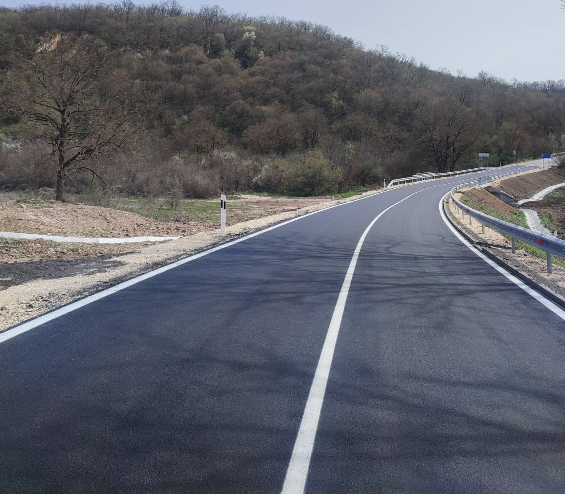 Временно е ограничено движението по път III 8602 Пловдив – Брестовица