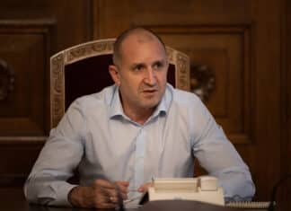 Румен Радев