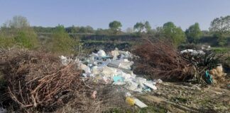 Нерегламентирано сметище