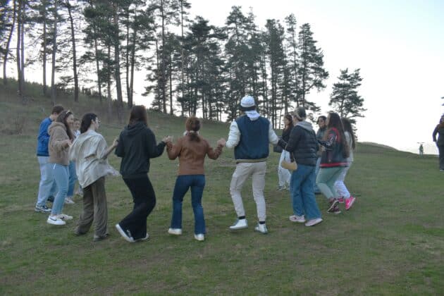 СУ "Любен Каравелов"