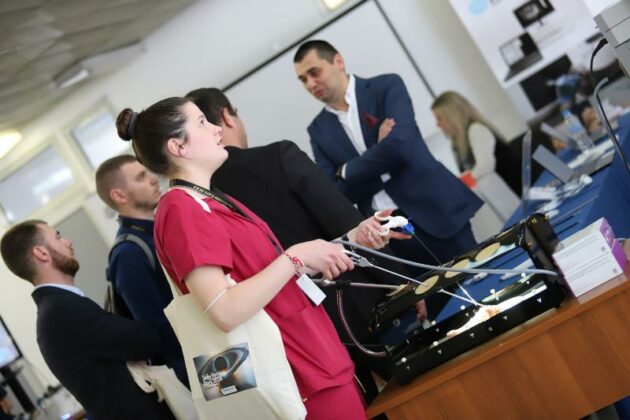 Хирурзи от ВМА