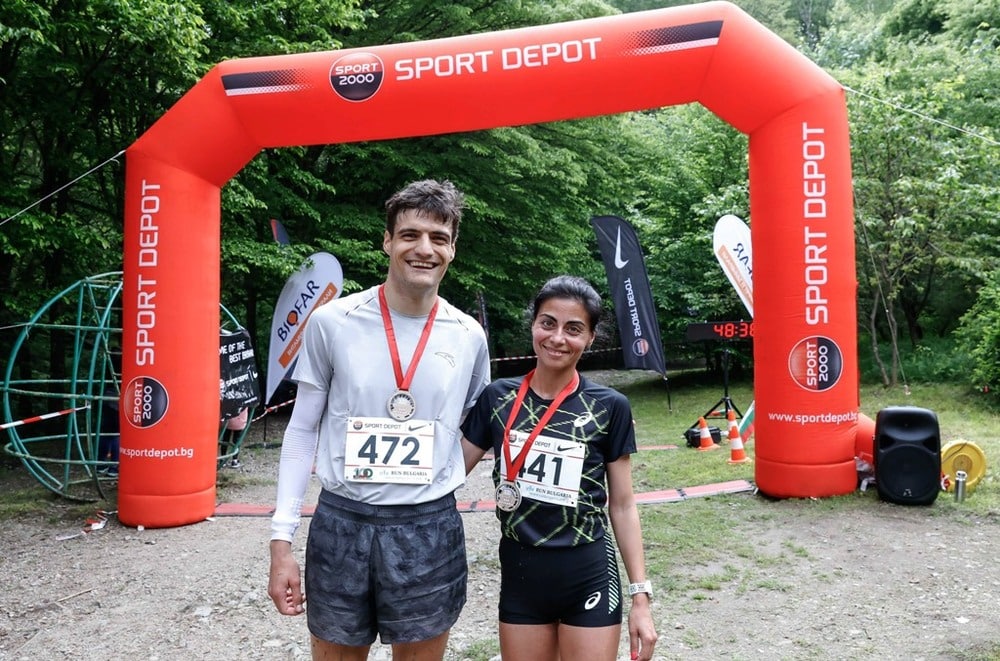 Точно 100 бегачи 60 на дългата дистанция от 11 6 километра