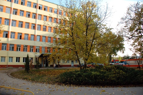 Семейство търси спешна помощ за 14 годишното си дете с 40˚