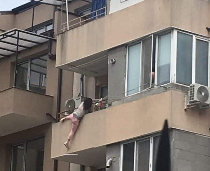 Опит за самоубийство в Бургас