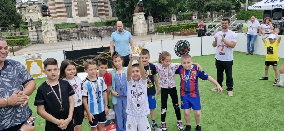 Футболен турнир