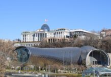 Грузия, парламент.