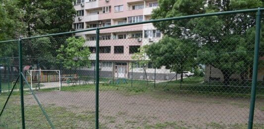 Игрището преди ремонта