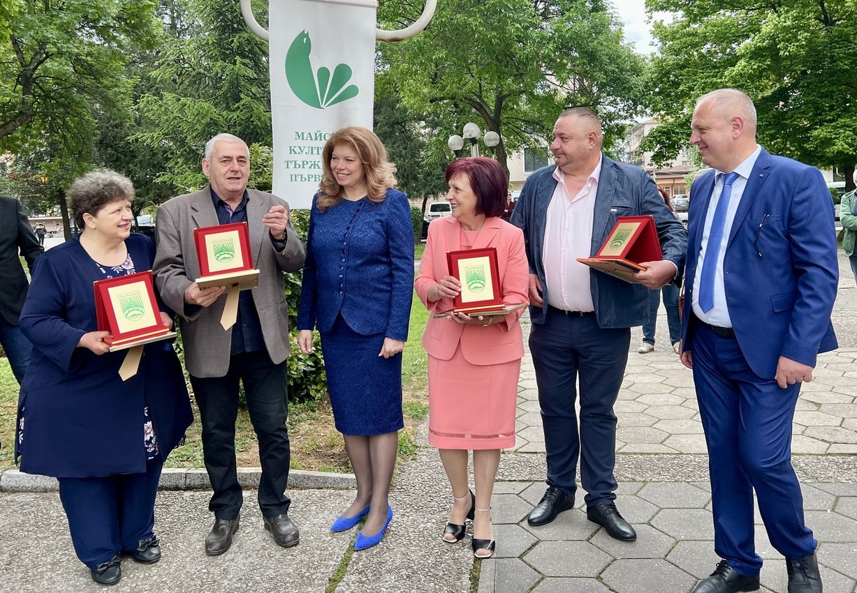 На Международния ден на труда хората по света издигат глас