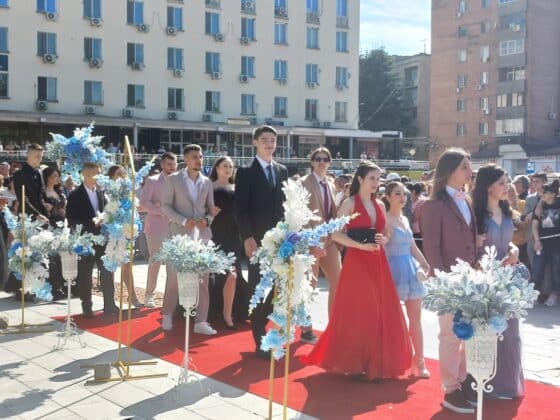 Изпращане на зрелостниците