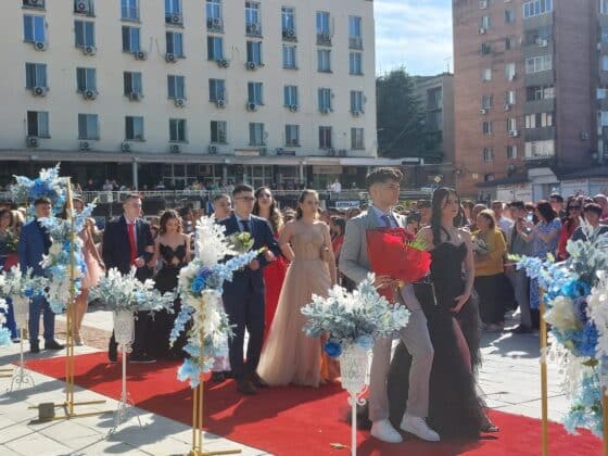 Изпращане на зрелостниците