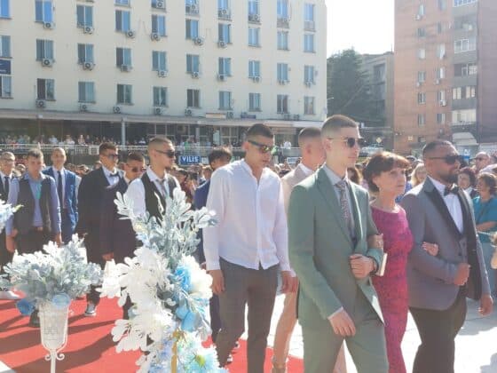 Изпращане на зрелостниците